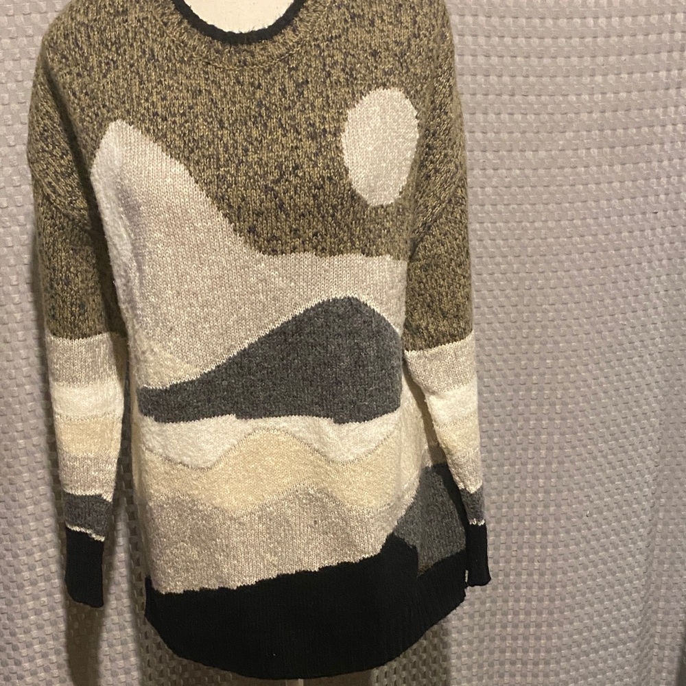 🍄Abstract Patterned Crew Neck Sweater